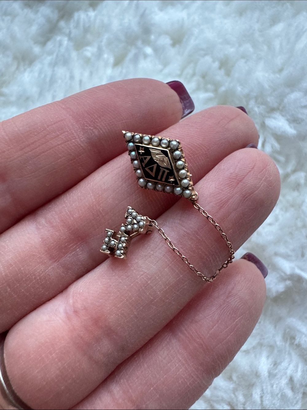14k Antique Sorority Pin